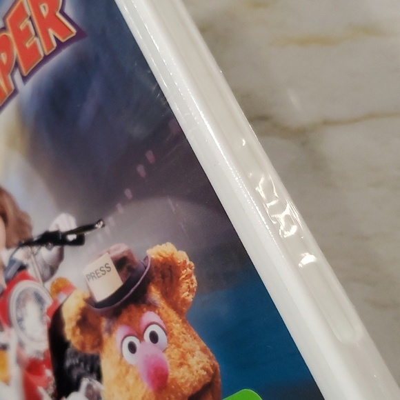 Bundle for discount The Muppets Great Muppet Caper movie DVD - Picture 2 of 3